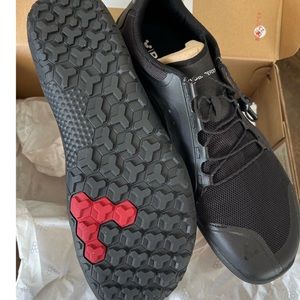 NWB Vivo Barefoot Primus Trail size 43